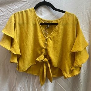 NWT, Never Worn Gold Moon River Button Up Tie Top Blouse